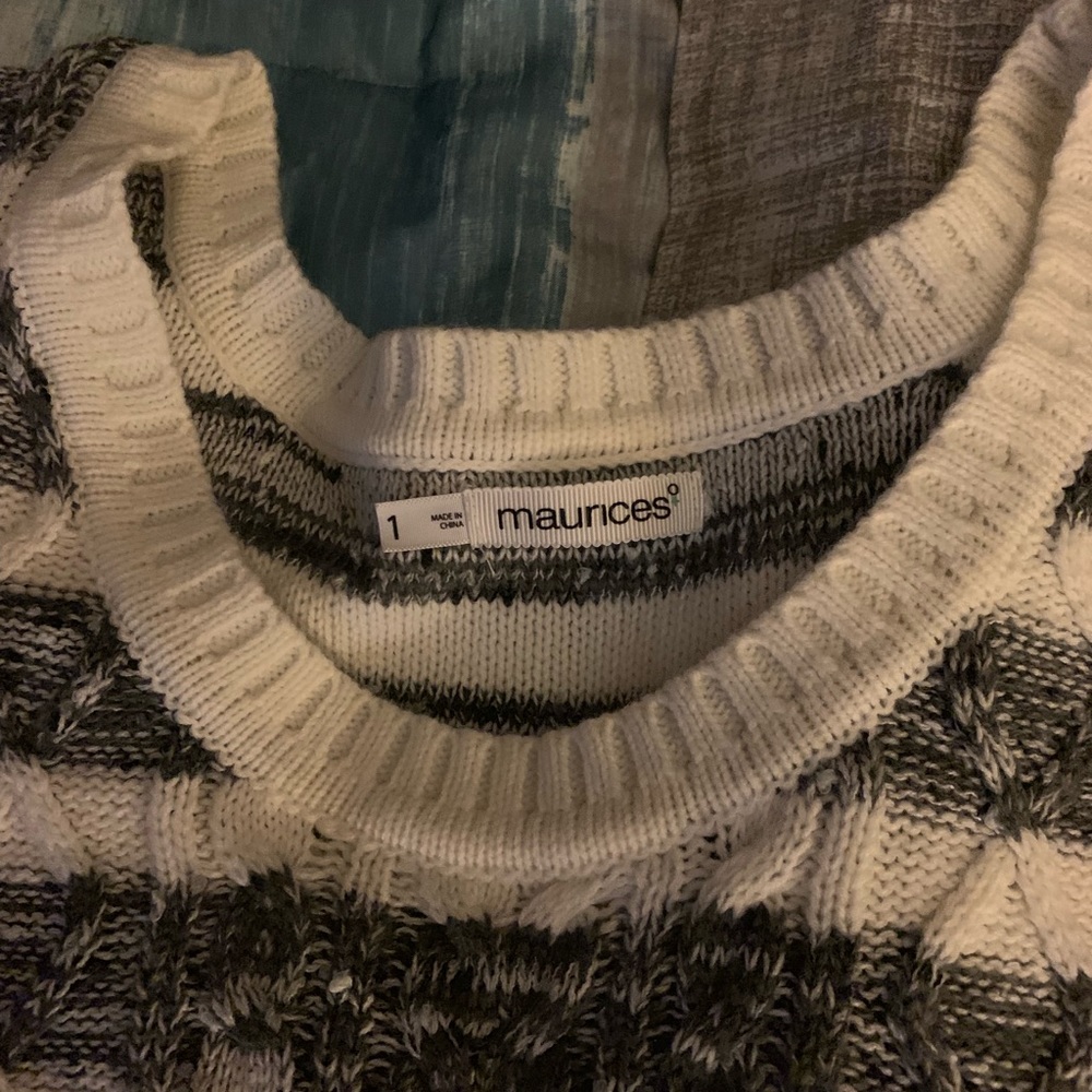 Sweater - Picture 2 of 2